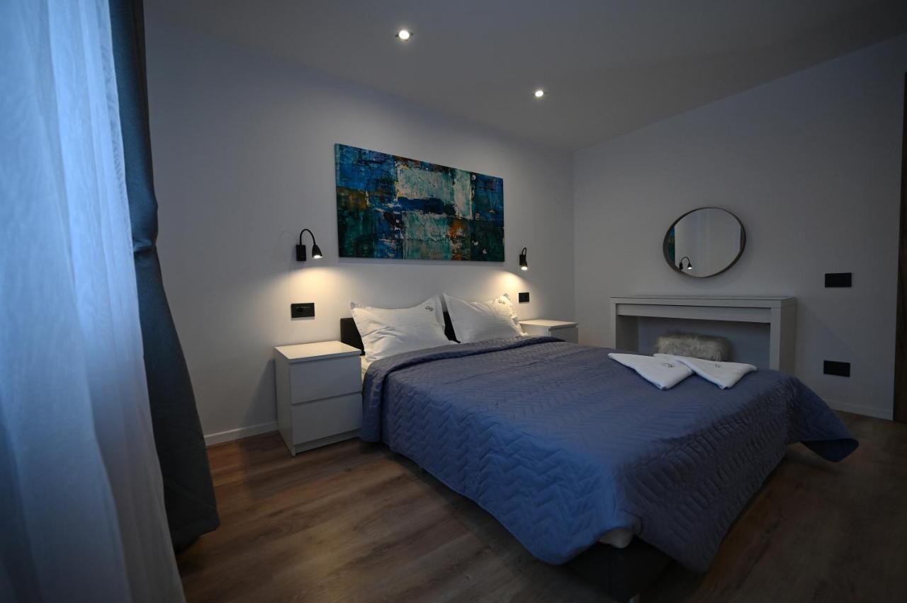 R&B Apartments เปรดัล ภายนอก รูปภาพ