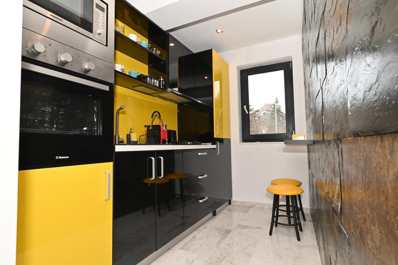 R&B Apartments เปรดัล ภายนอก รูปภาพ